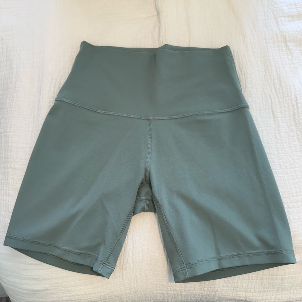 lululemon Align™ High-Rise Short 6" - Picture 2 of 2